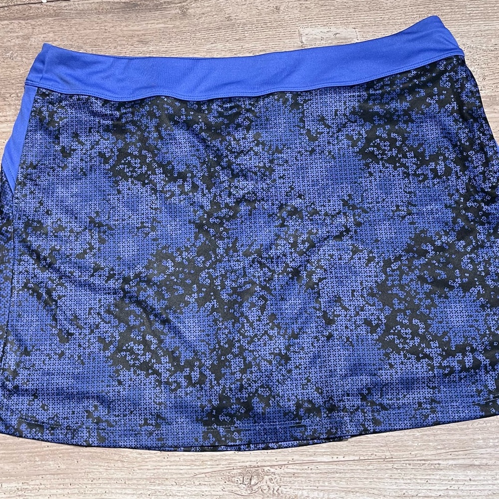 PGA Tour skort like new